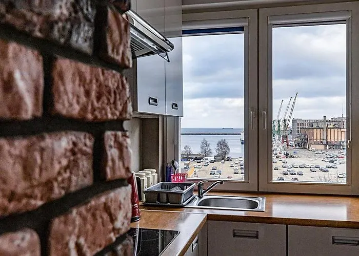 Marynarski Z Widokiem Na Morze Apartment